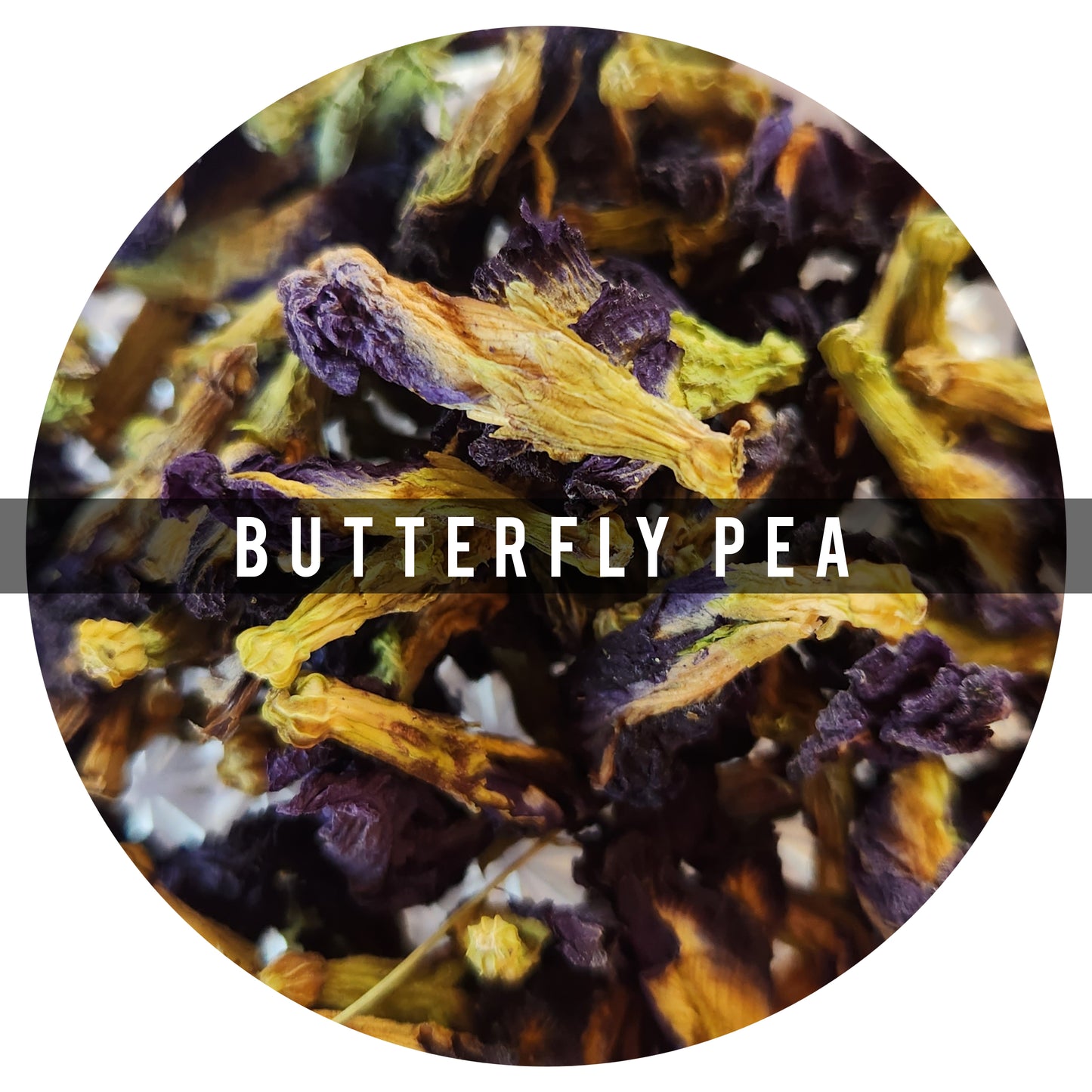 Butterfly Pea 50g: recientemente ha tenido un impacto global, tiene un color azul brillante que se libera cuando las flores se sumergen. Sin embargo, cuando se agrega un ingrediente ácido como cítricos o jugo de limón