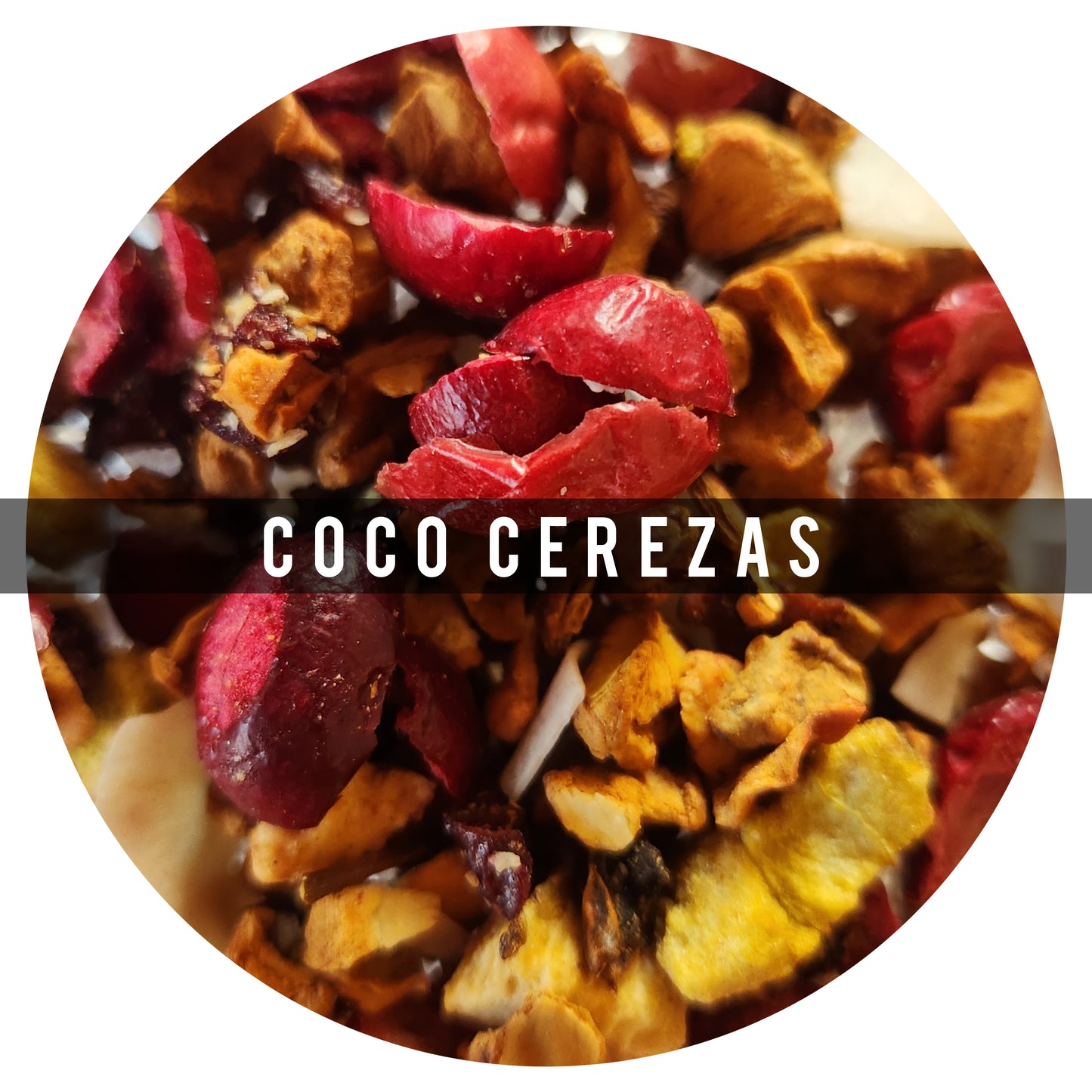 Coco Cereza 100g: Inspirada en una ensalada de frutas. Coco- Cereza es muy refrescante. El kiwi toma La delantera, en segundo lugar, la cereza dulce, mientras que la cremosidad del coco y la manzana permanecen en el fondo
Ingredientes Manzana, Kiwi, Aránd