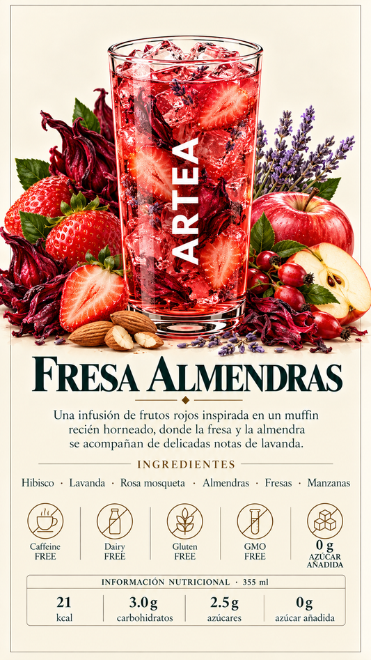 Fresa Almendra:Una infusión de frutos rojos inspirada en un muffin recién horneado, donde la fresa y la almendra se acompañan de delicadas notas de lavanda.
Ingredientes: Hibisco · Lavanda · Rosa mosqueta · Almendras · Fresas · Manzanas